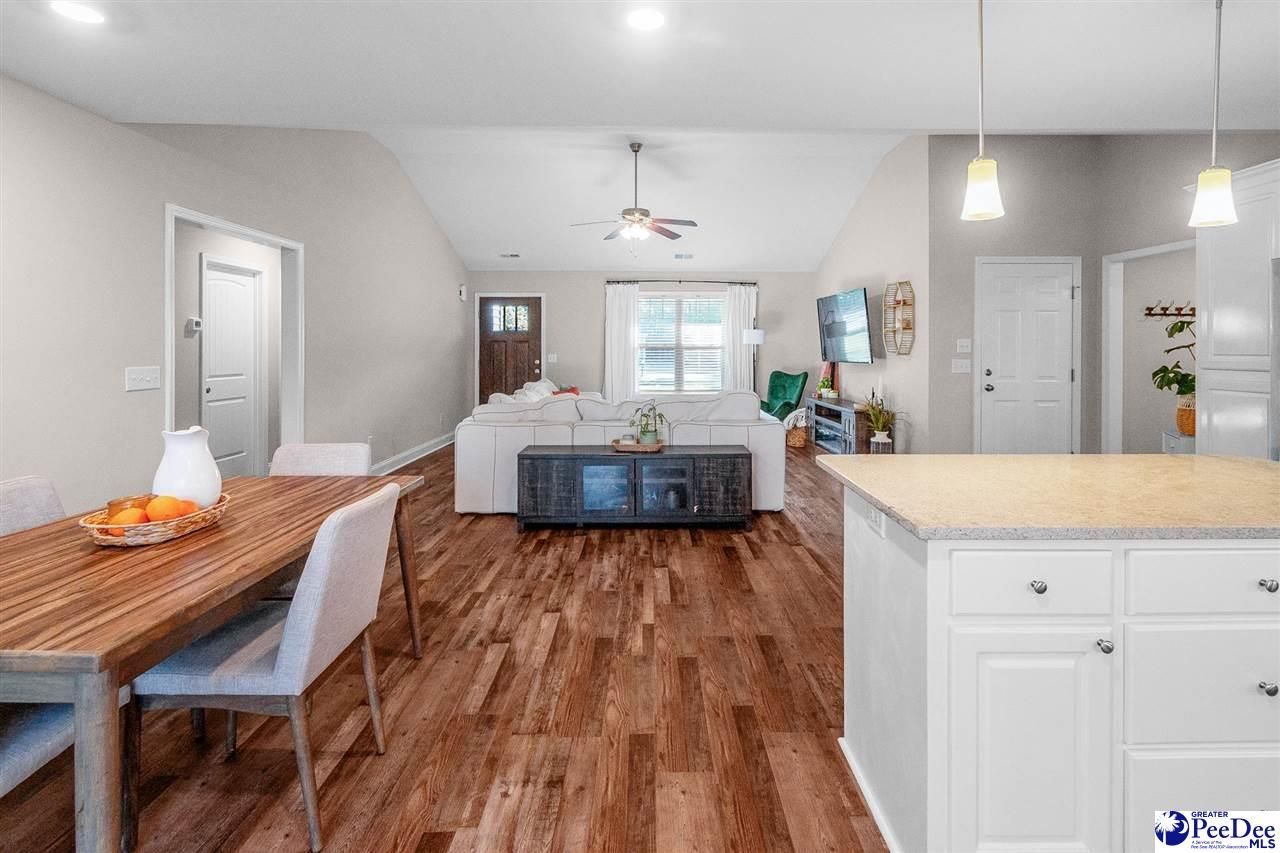 40 Thistledown Lane Photo 25