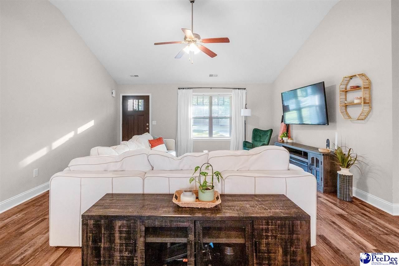 40 Thistledown Lane Photo 30