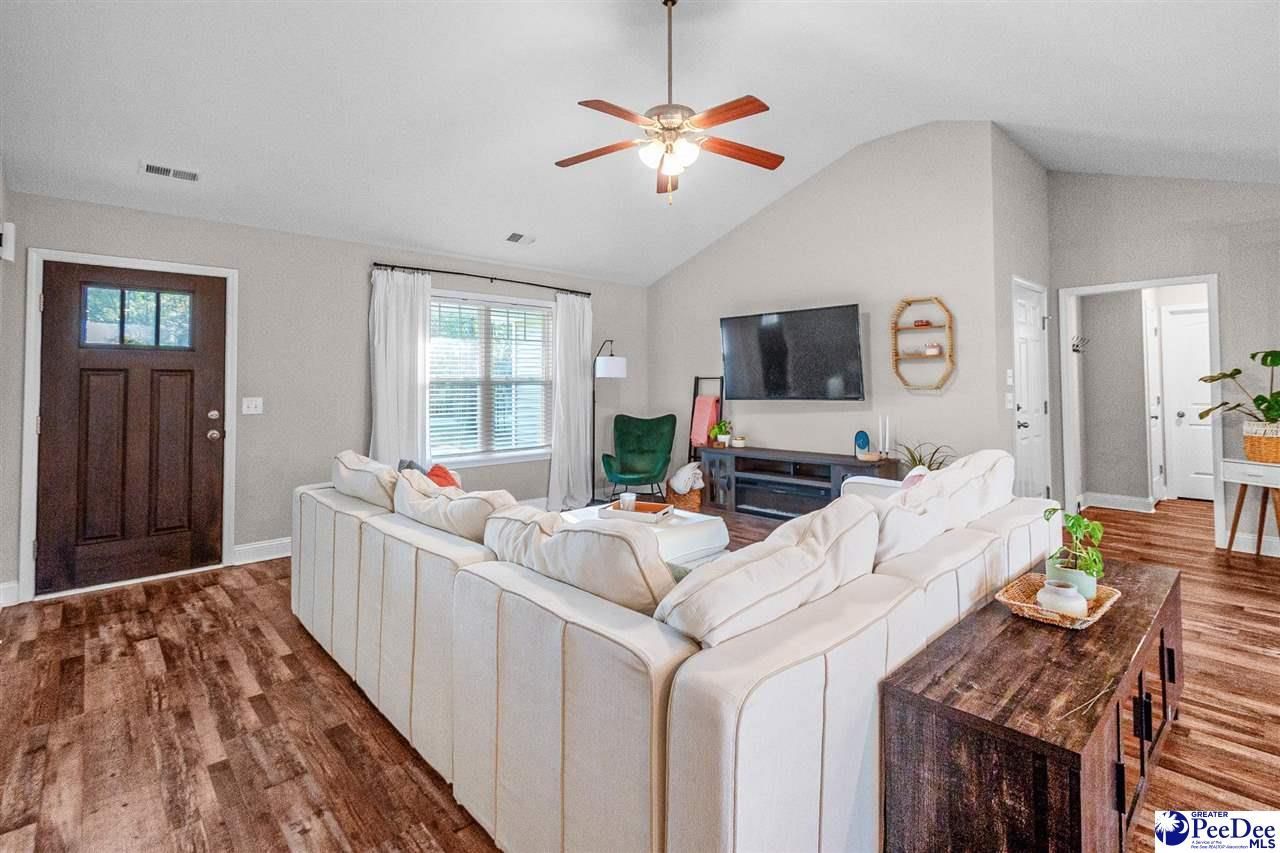 40 Thistledown Lane Photo 31