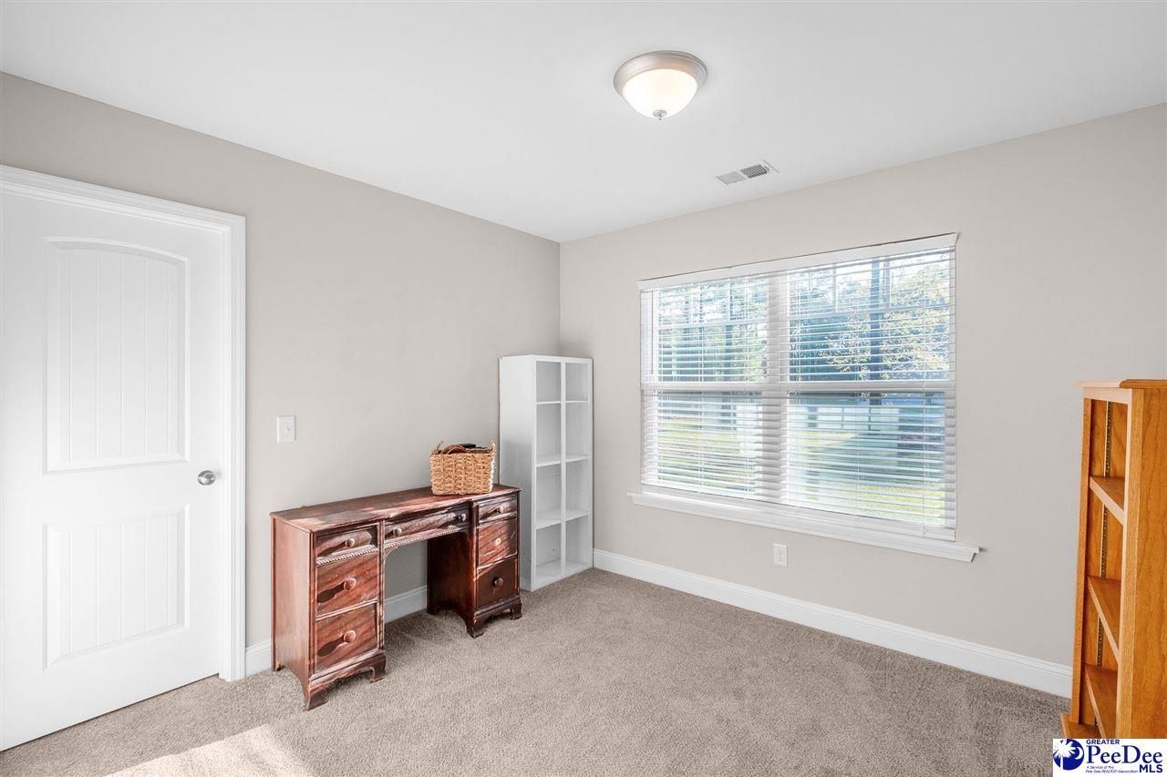 40 Thistledown Lane Photo 49