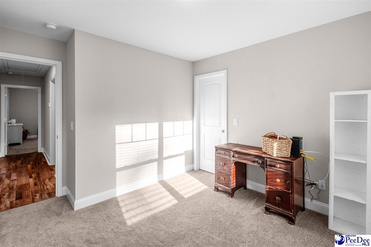 40 Thistledown Lane Photo 50