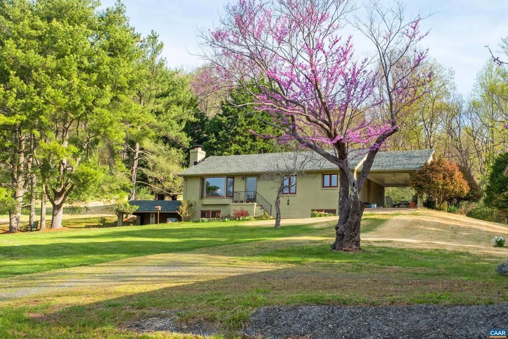 1165 FORTUNES COVE LN, LOVINGSTON, VA 22949