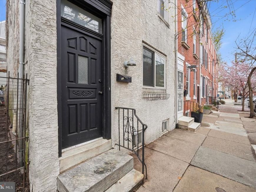 330 E Thompson Street, Philadelphia, PA 19125 Main Photo