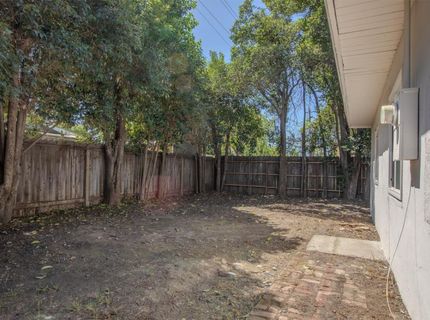 2036 La Jolla Dr, Stockton, CA 95204 Photo