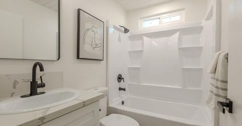 2036 La Jolla Dr, Stockton, CA 95204 Photo