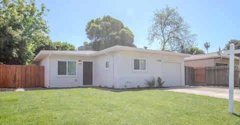 2036 La Jolla Dr, Stockton, CA 95204 Photo