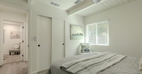 2036 La Jolla Dr, Stockton, CA 95204 Photo