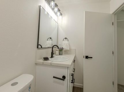 2036 La Jolla Dr, Stockton, CA 95204 Photo