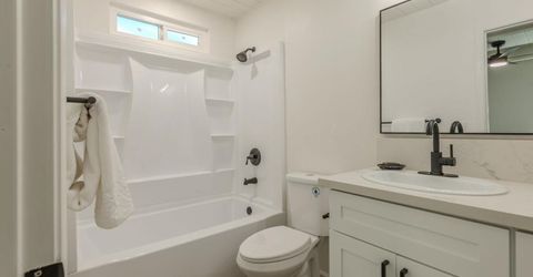 2036 La Jolla Dr, Stockton, CA 95204 Photo