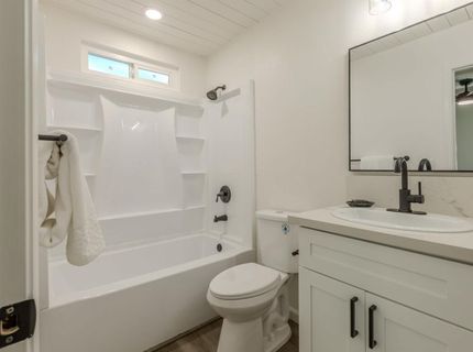 2036 La Jolla Dr, Stockton, CA 95204 Photo