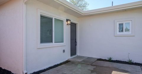 2036 La Jolla Dr, Stockton, CA 95204 Photo