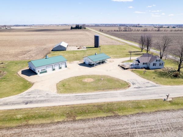 3405 S White Rock Road , Rochelle, IL 61068