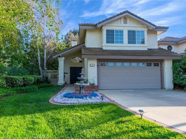 10 Valley Crest Road, Simi Valley, CA 93065