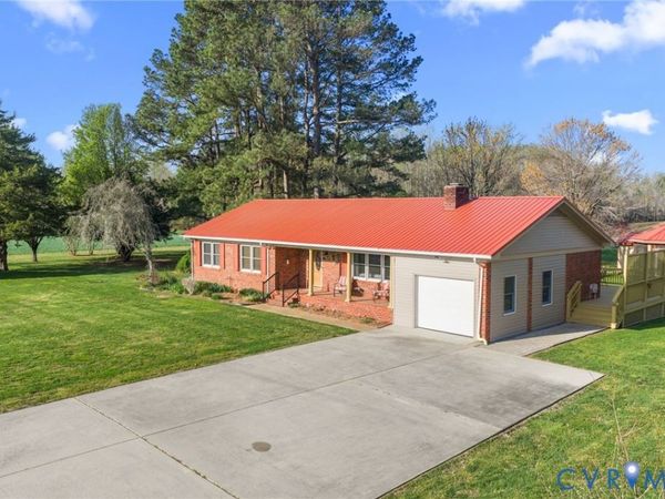 426 Lara Road , Lancaster, VA 22503