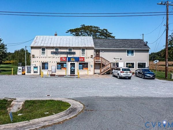 227 Sunny Bank Road , Reedville, VA 22539