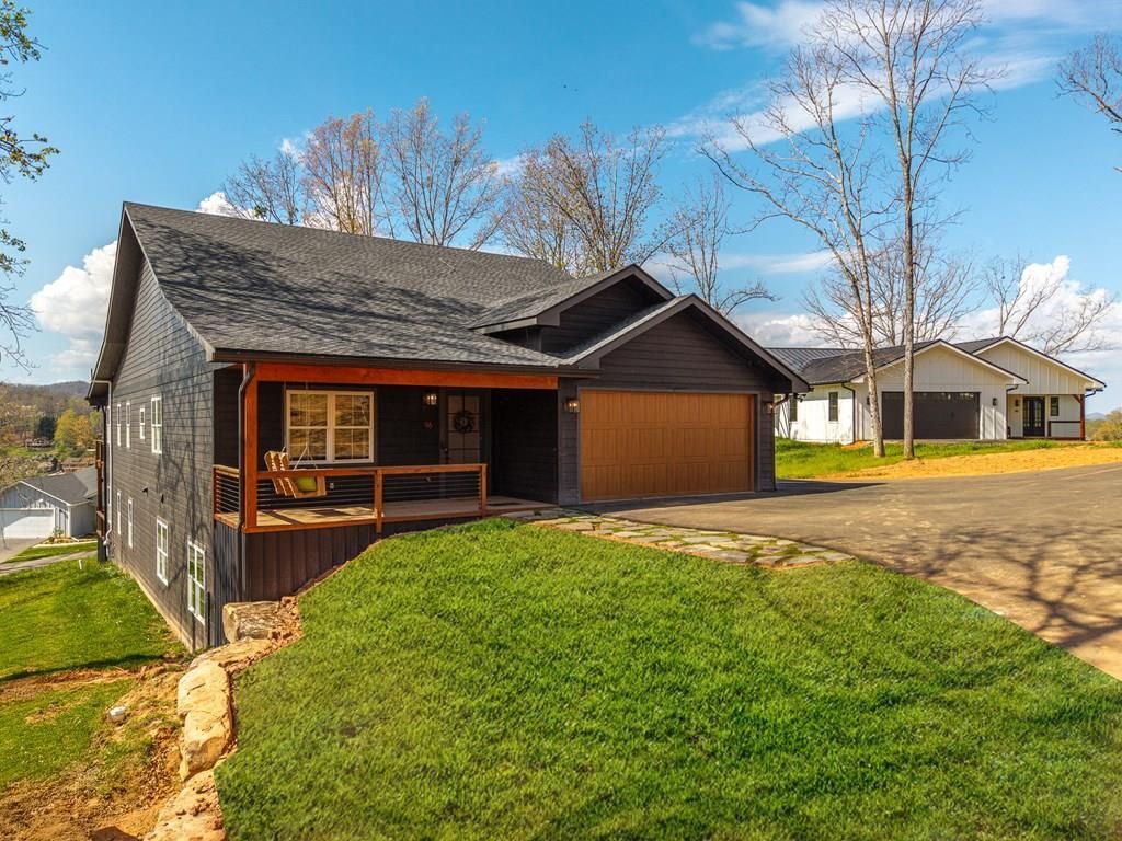 98 Green Pastures Dr, Hayesville, NC 28904 Main Photo