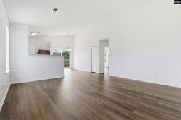 6 Glen Knoll Court photo 4