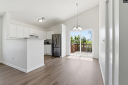 6 Glen Knoll Court photo 4