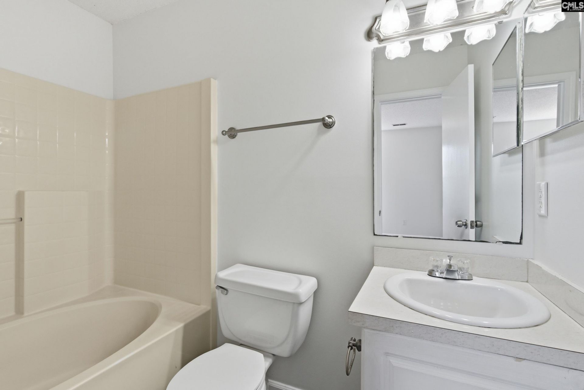 6 Glen Knoll Court Photo 6