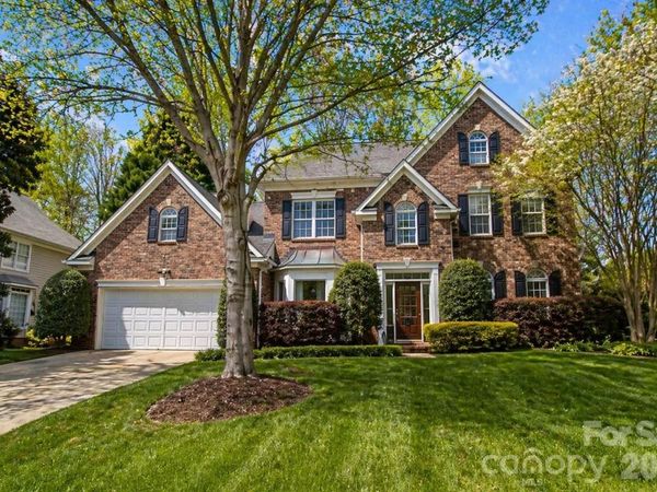 4600 Hanging Ivy Drive, Charlotte, NC 28215
