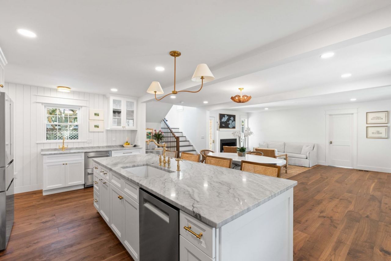 930 Richter Way Photo 17