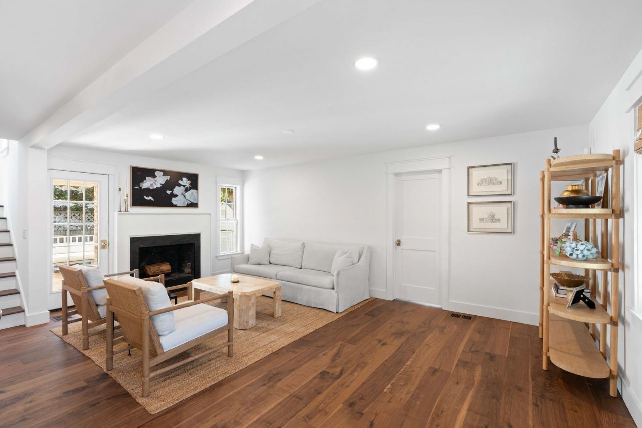 930 Richter Way Photo 26