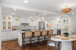 930 Richter Way photo 4