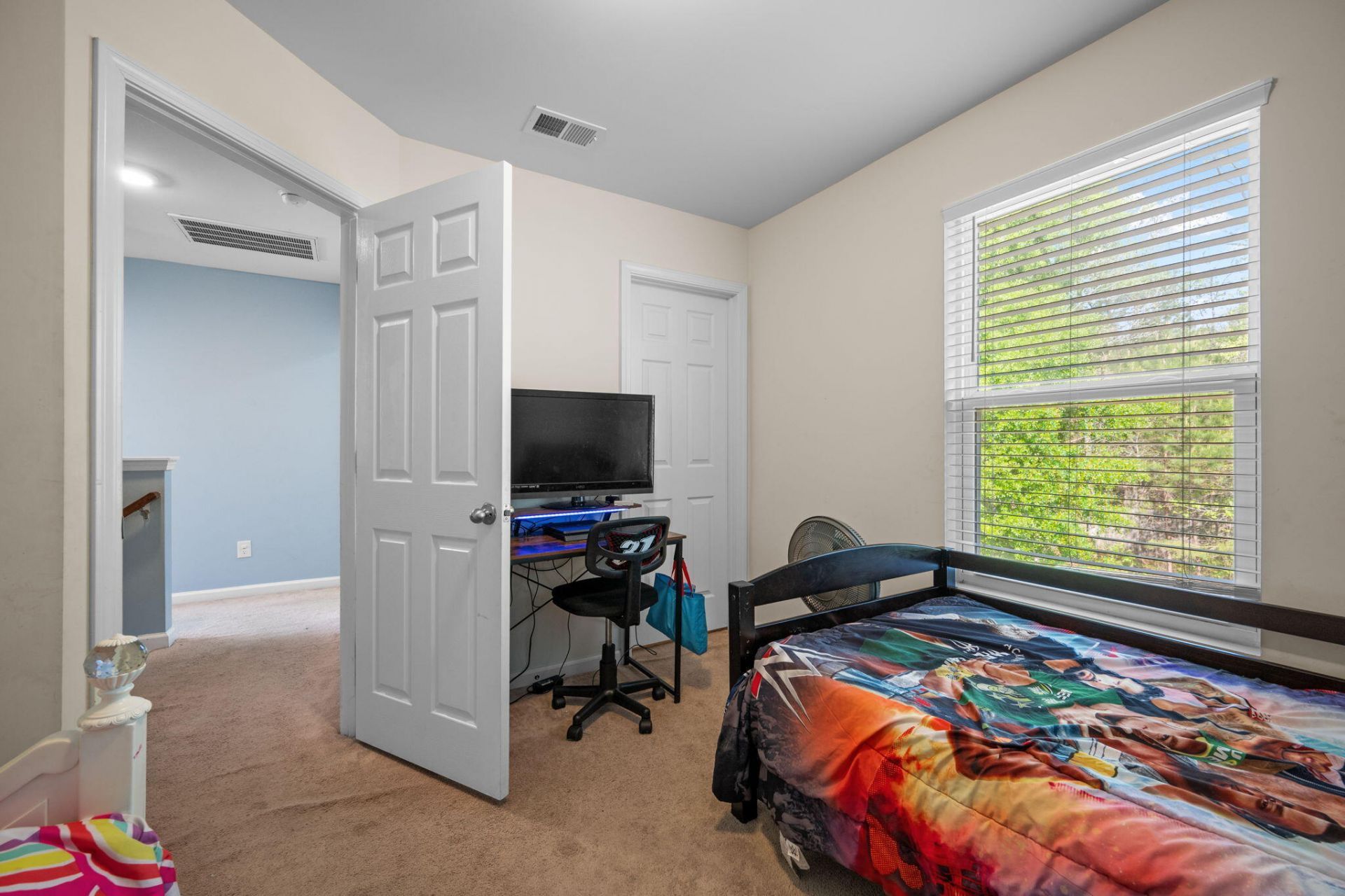 1686 Eider Down Drive Photo 20