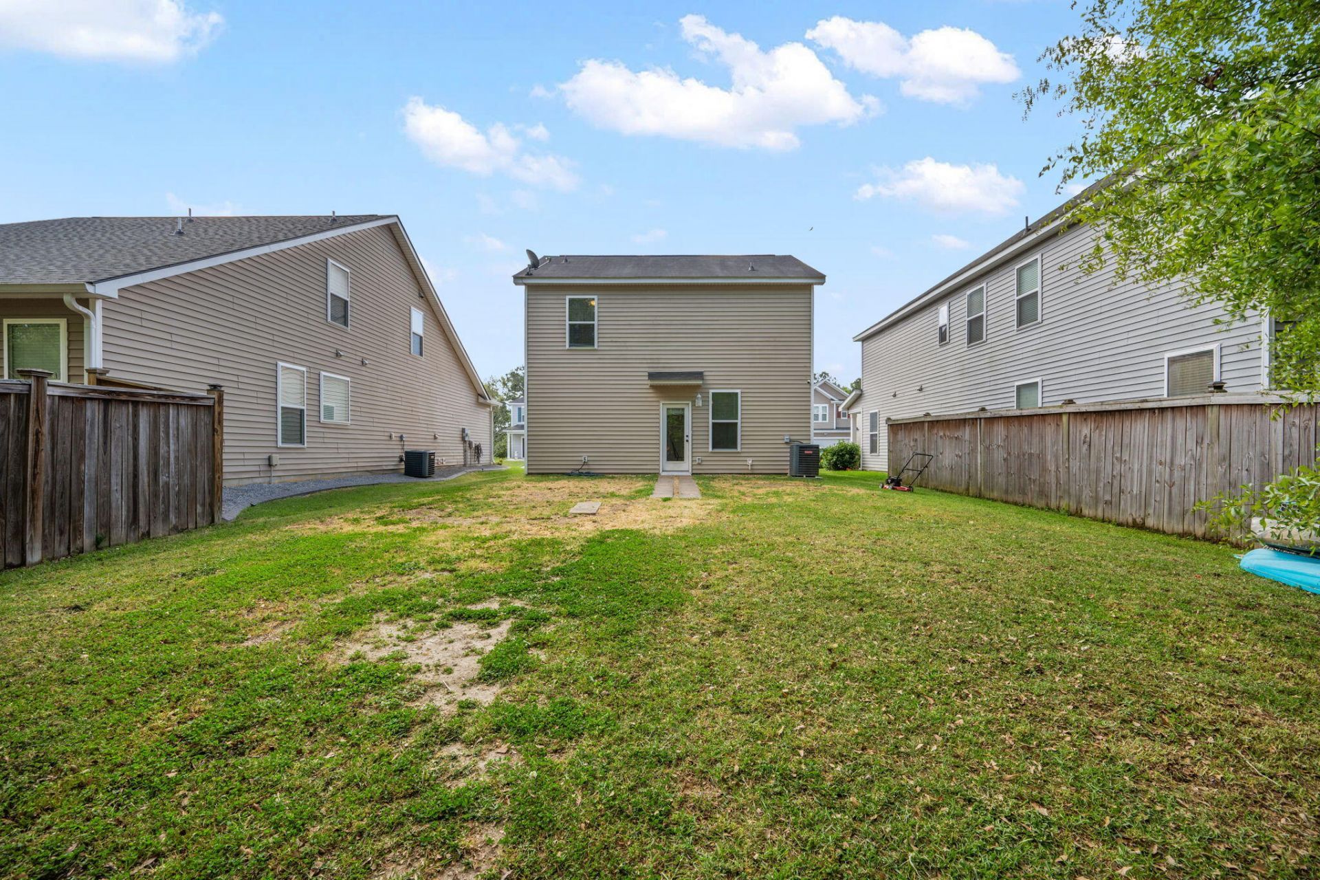 1686 Eider Down Drive Photo 31