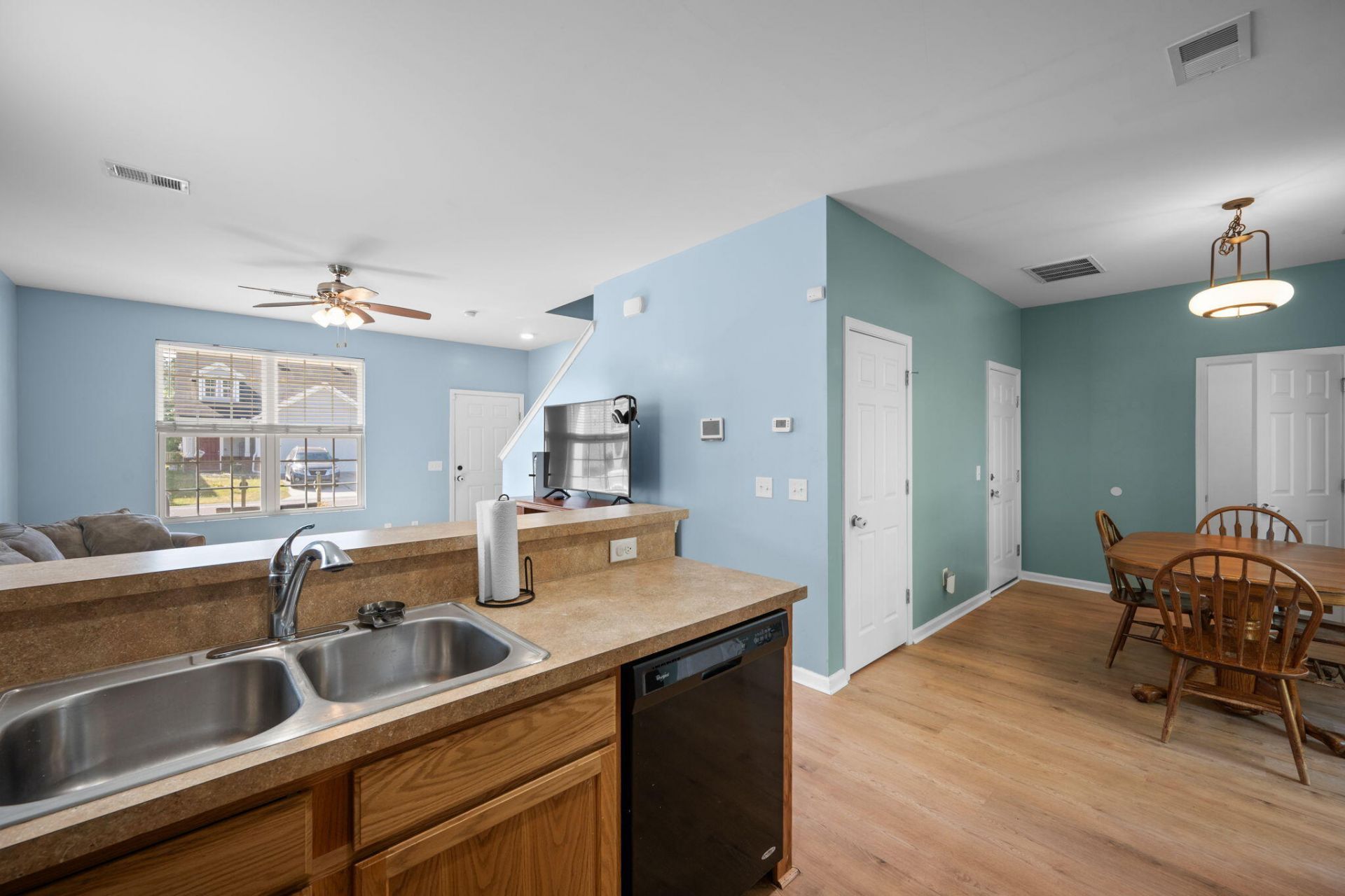 1686 Eider Down Drive Photo 8