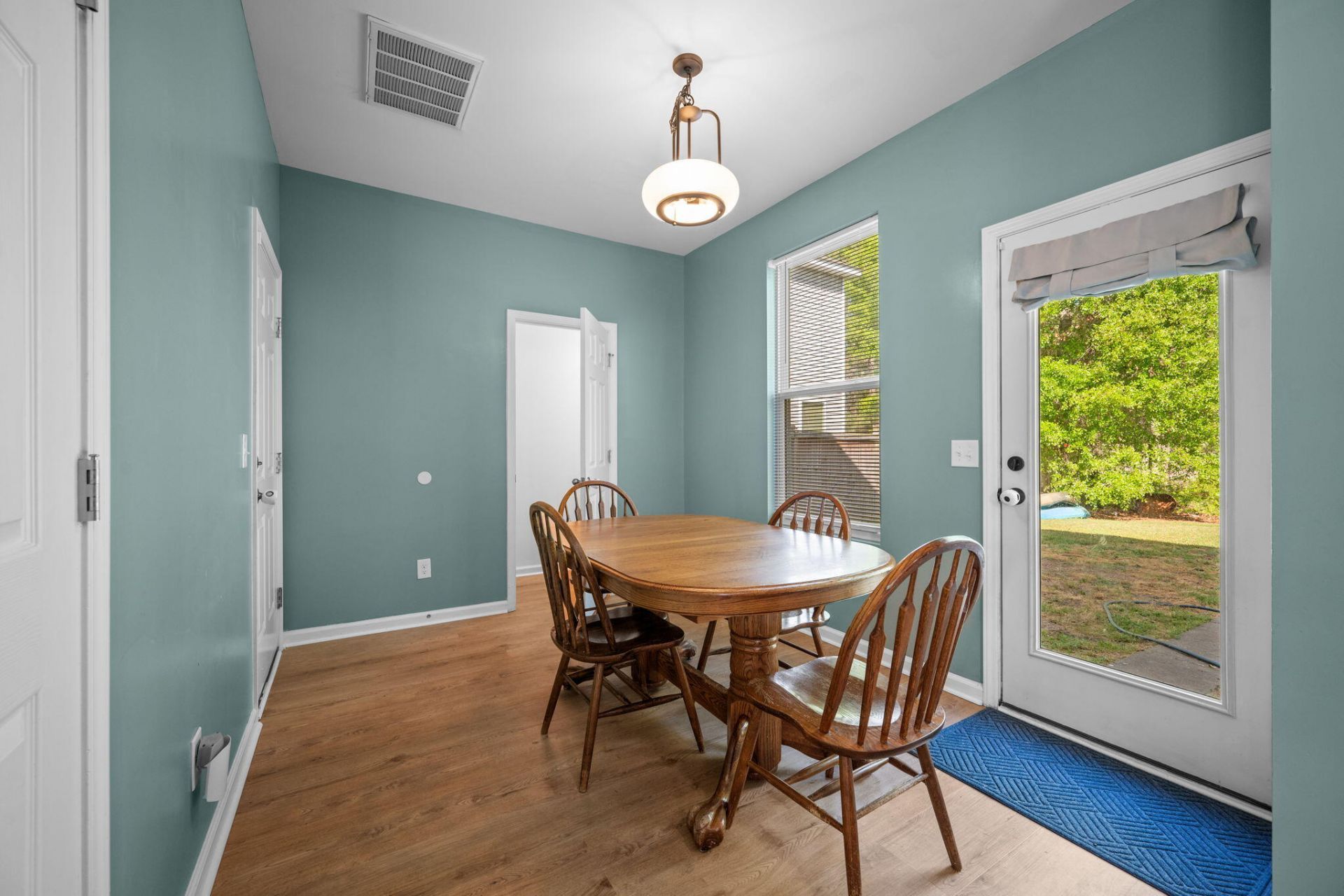 1686 Eider Down Drive Photo 9