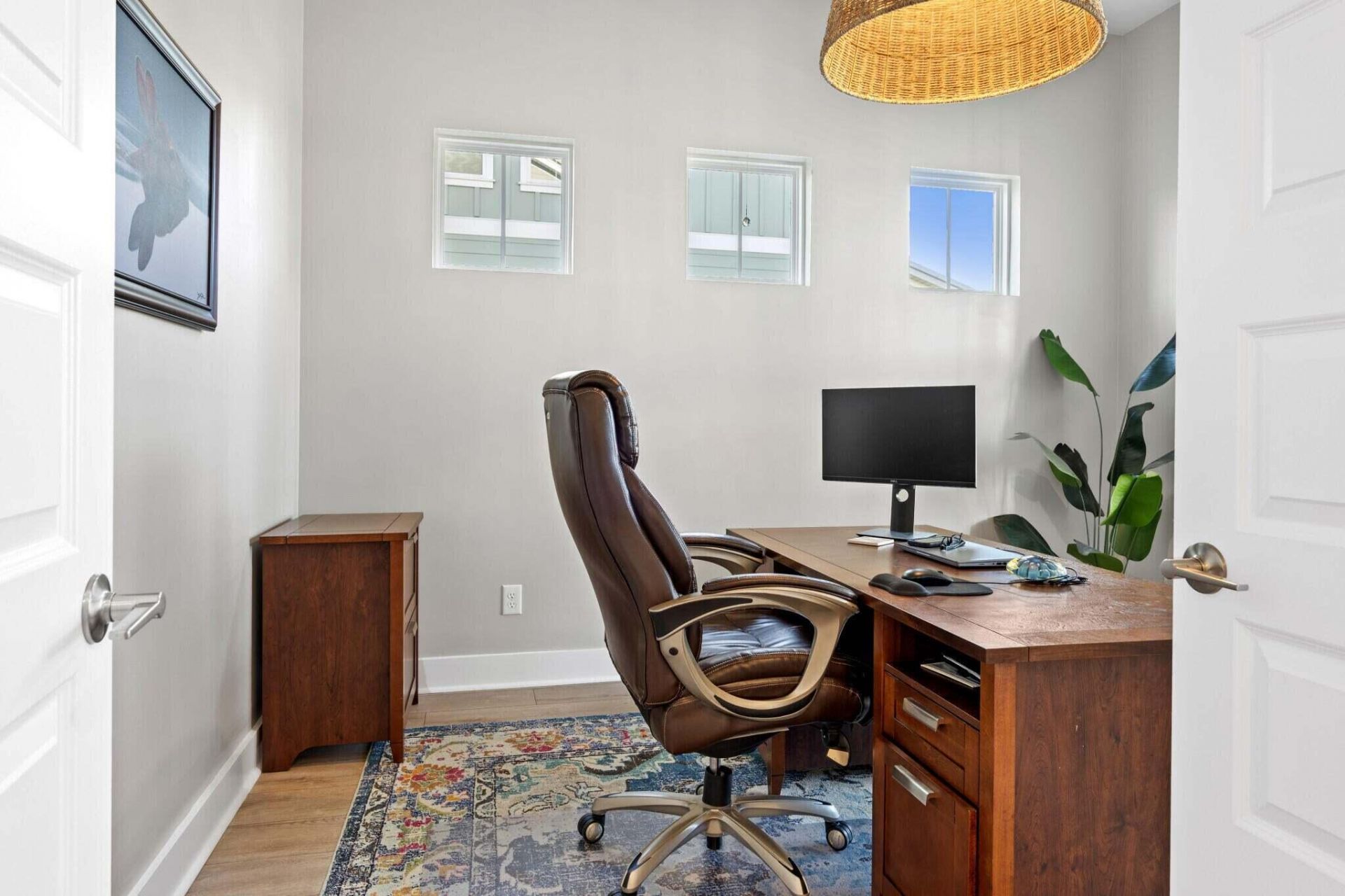 190 Ashworth Drive Photo 18