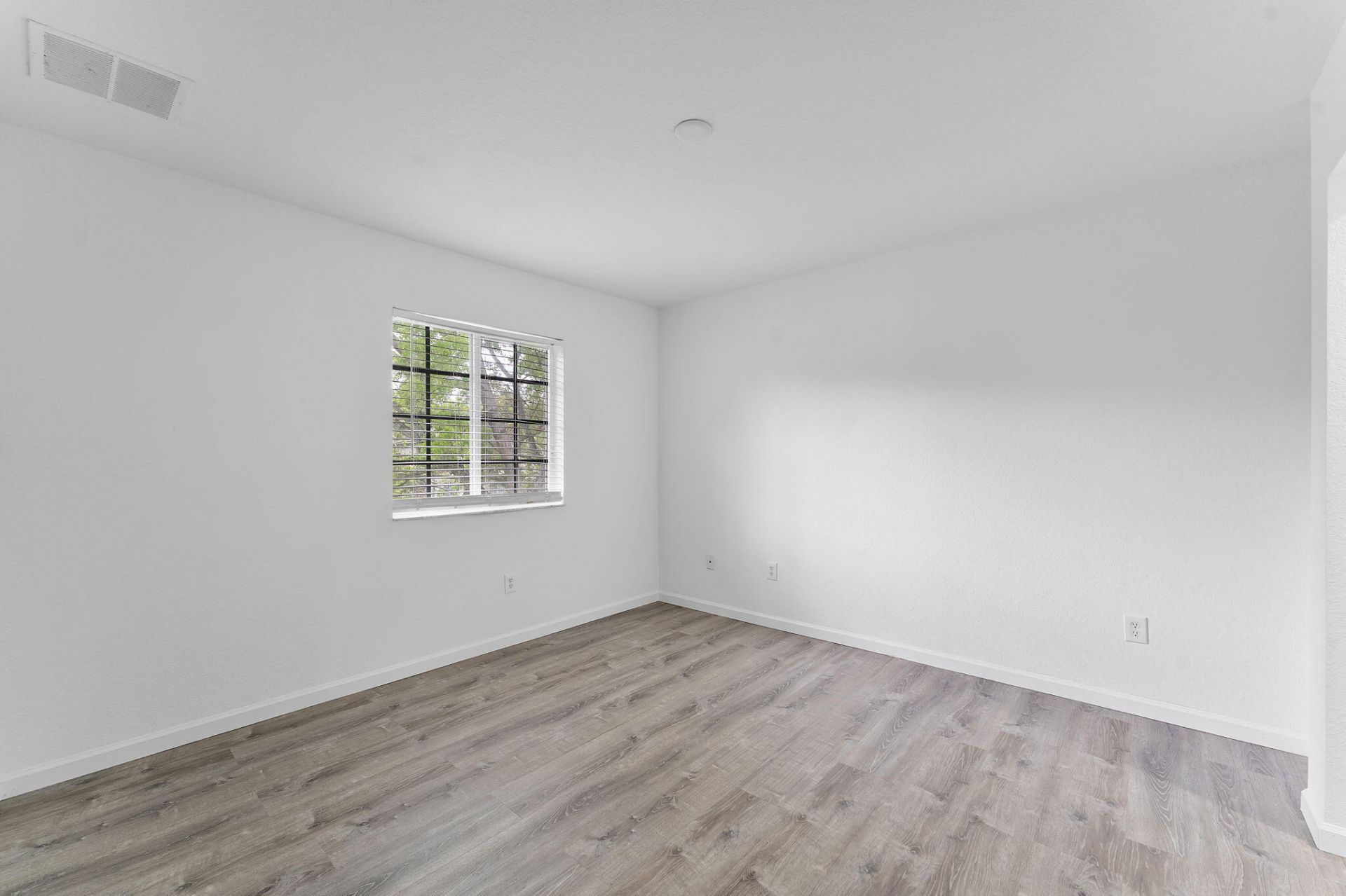 995 Abaco Lane, Riviera Beach, FL 33404 Photo