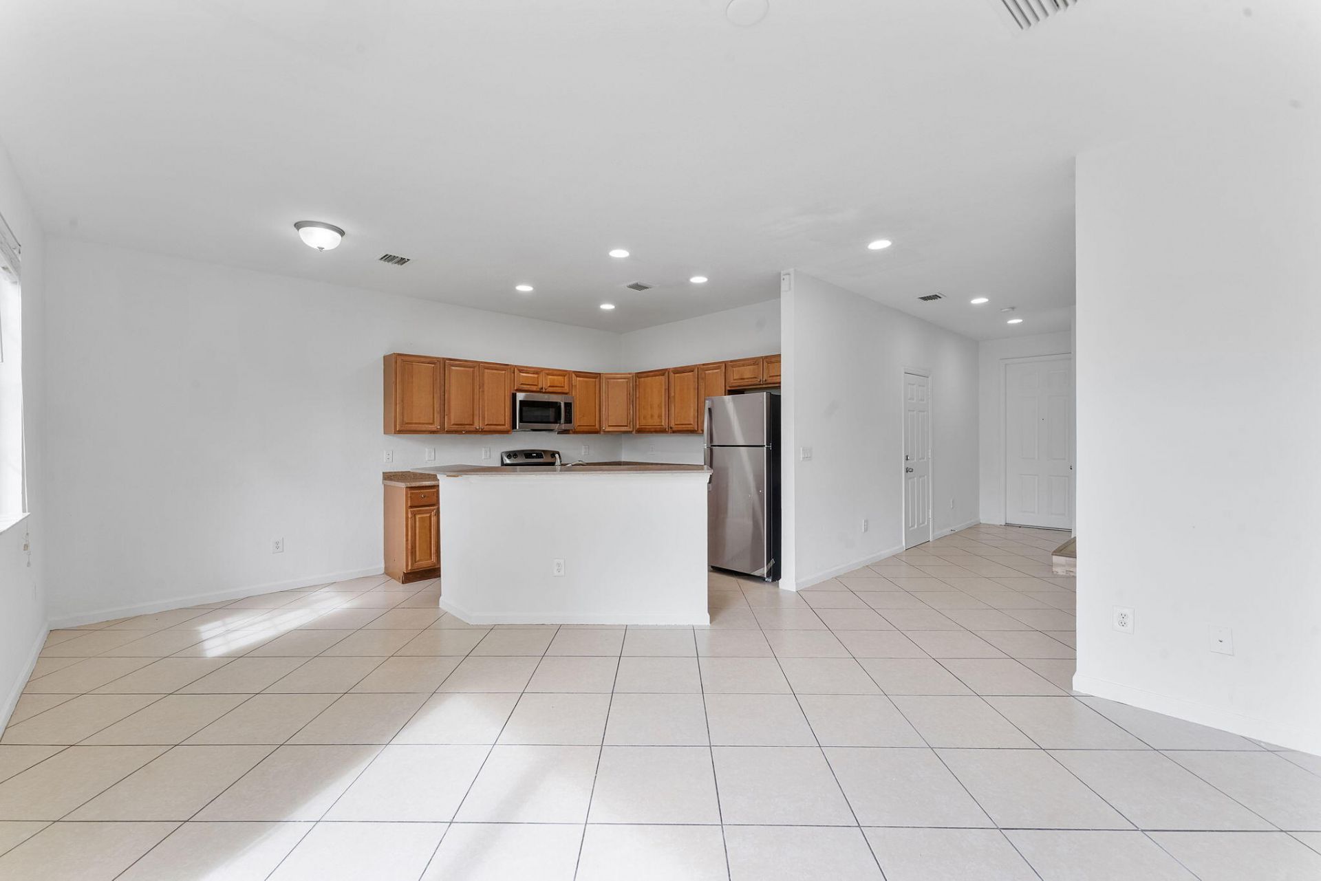 995 Abaco Lane, Riviera Beach, FL 33404 Photo