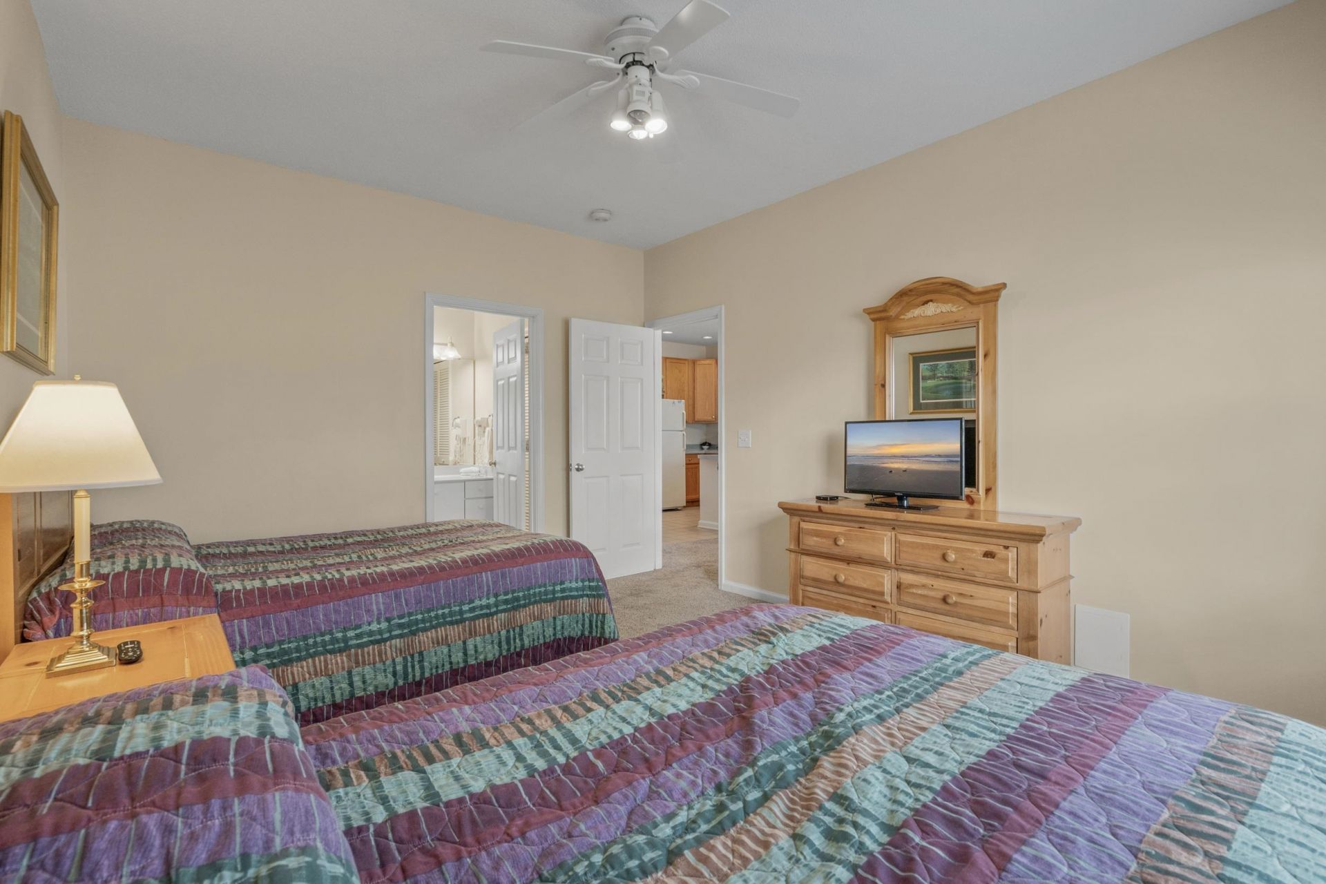 4545 Girvan Dr.  Photo 17