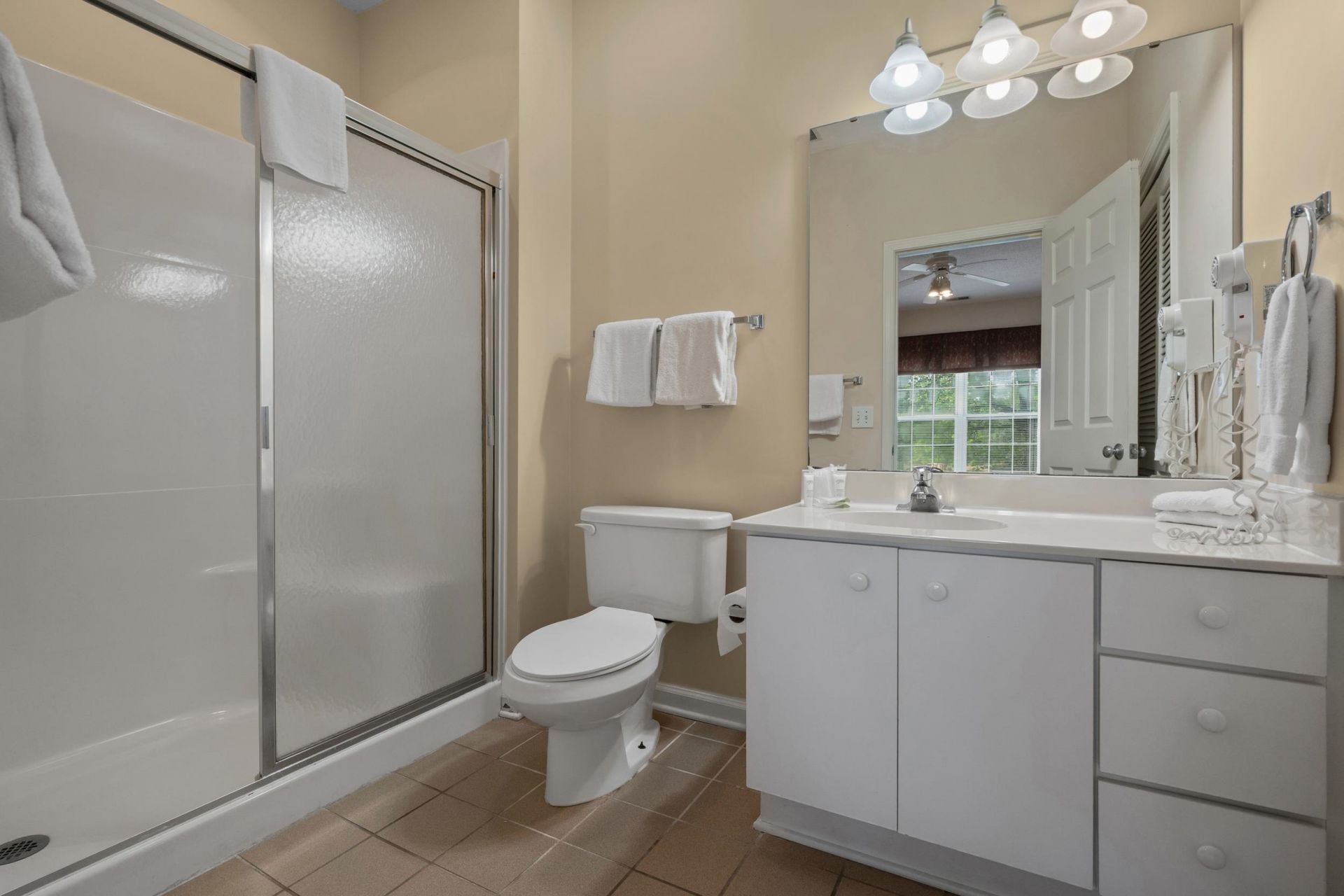 4545 Girvan Dr.  Photo 18