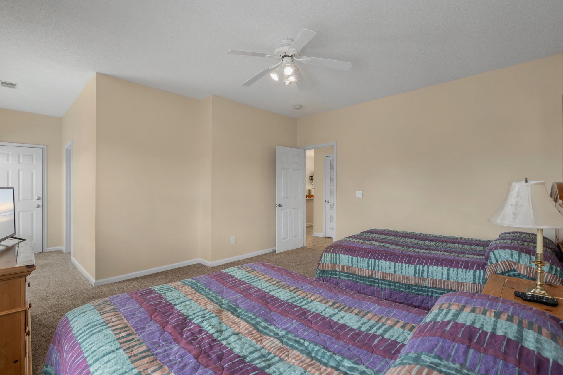 4545 Girvan Dr.  Photo 20