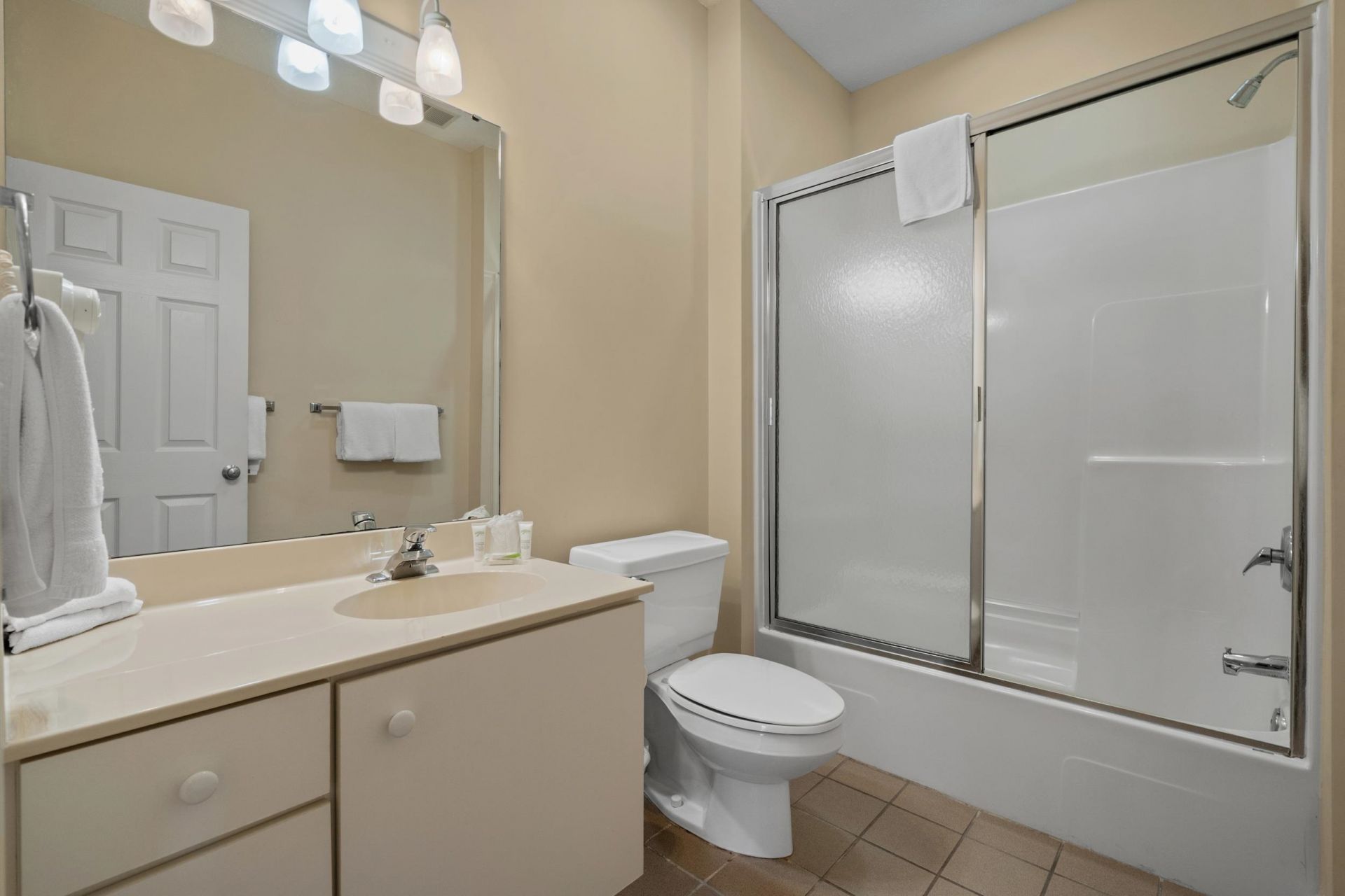 4545 Girvan Dr.  Photo 21