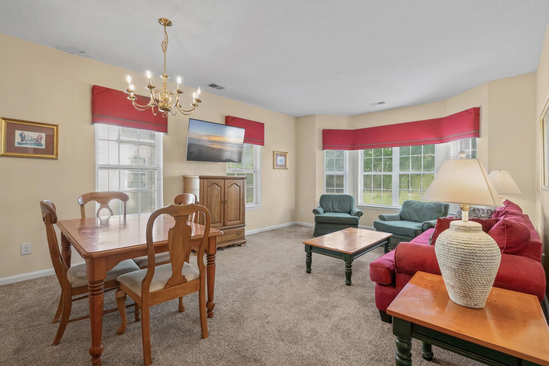 4545 Girvan Dr.  Photo 8