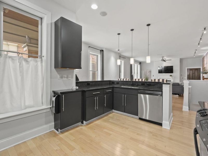 21 W 3rd Avenue, Unit 100C, Columbus, OH 43201 Photo 14