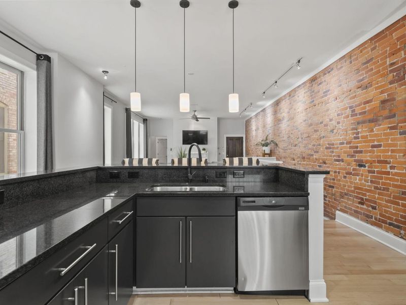 21 W 3rd Avenue, Unit 100C, Columbus, OH 43201 Photo 15