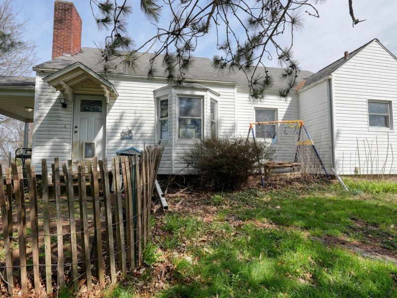 825 Friendship Drive , New Concord, OH 43762 Photo 5