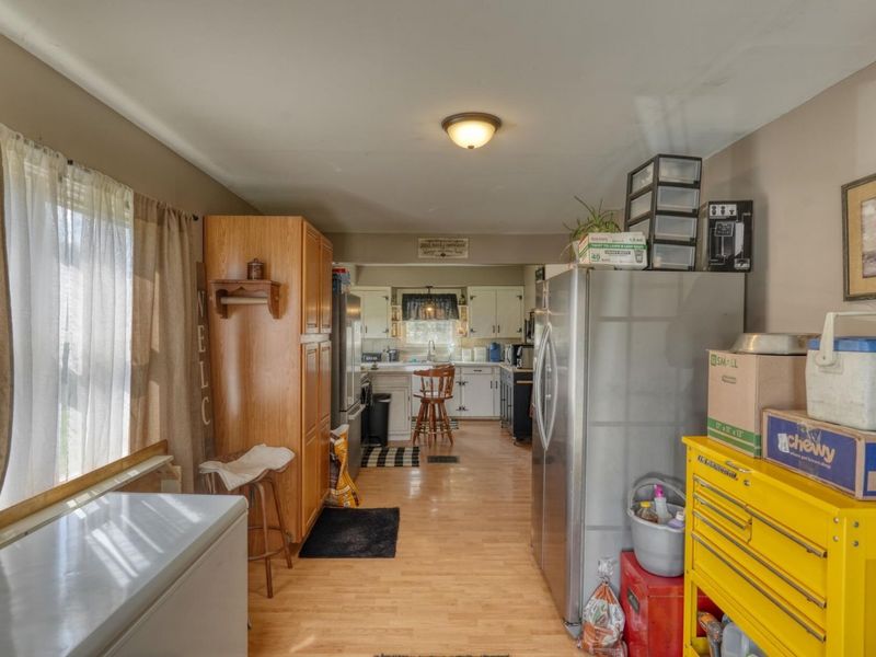 825 Friendship Drive , New Concord, OH 43762 Photo 7