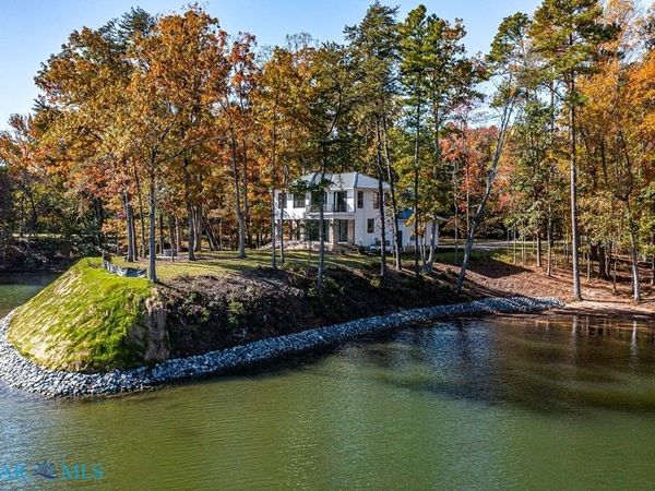 212A Gordon Drive , Weems, VA 22576