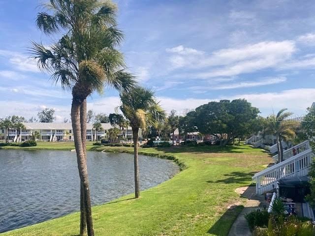 136 Pompano Drive Se, Unit D, Saint Petersburg, FL 33705 Photo