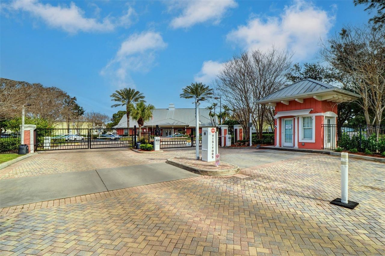 136 Pompano Drive Se, Unit D, Saint Petersburg, FL 33705 Photo