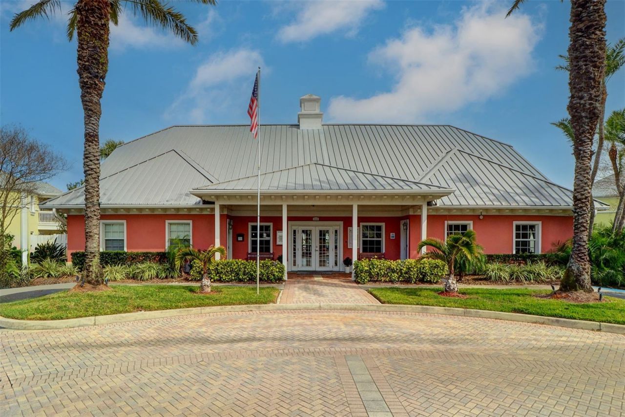136 Pompano Drive Se, Unit D, Saint Petersburg, FL 33705 Photo