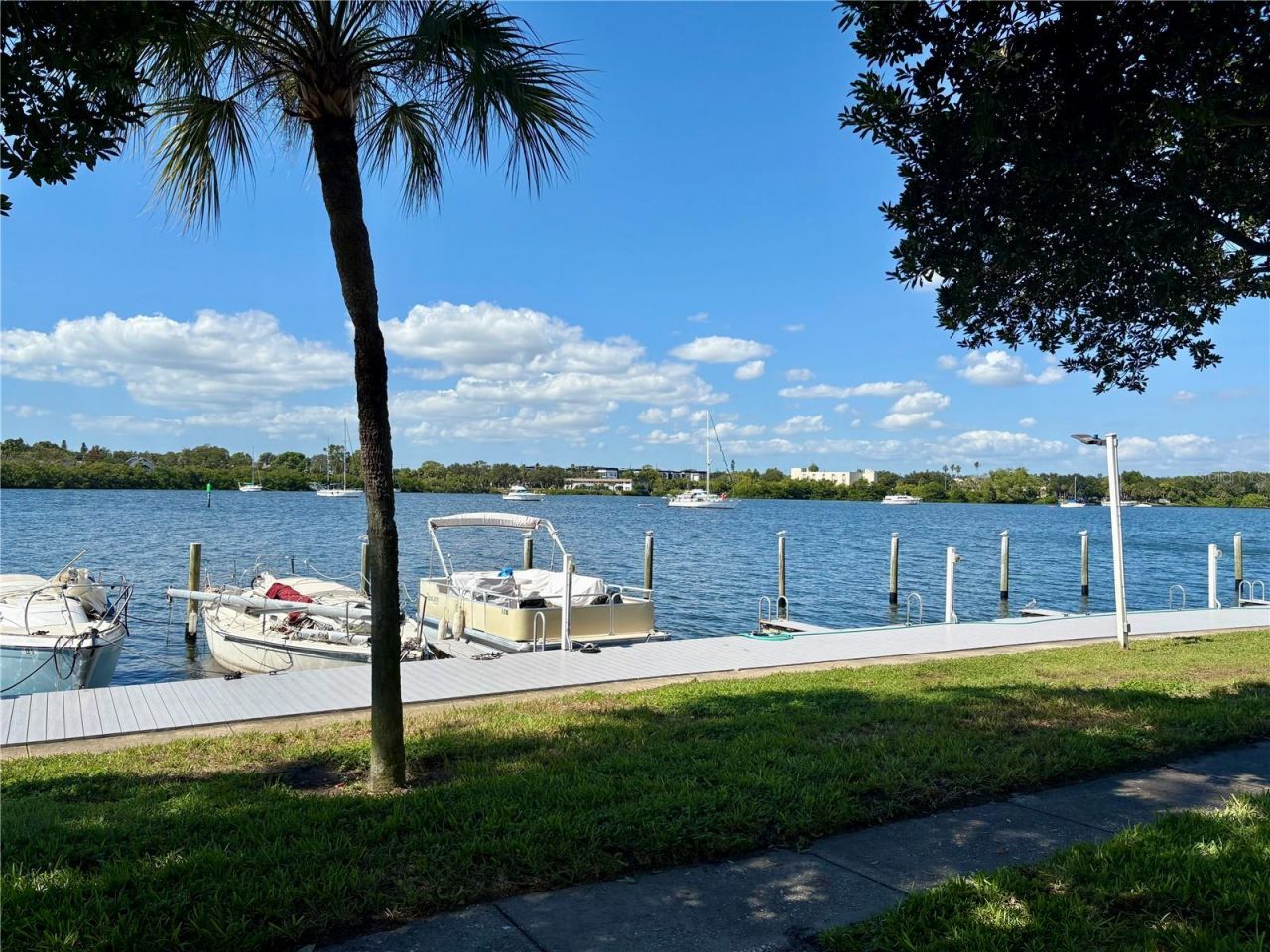 136 Pompano Drive Se, Unit D, Saint Petersburg, FL 33705 Photo