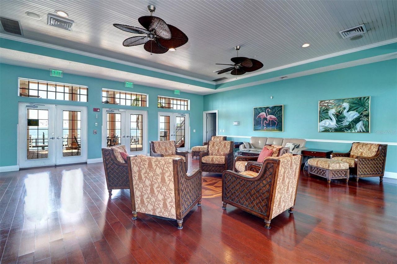 136 Pompano Drive Se, Unit D, Saint Petersburg, FL 33705 Photo