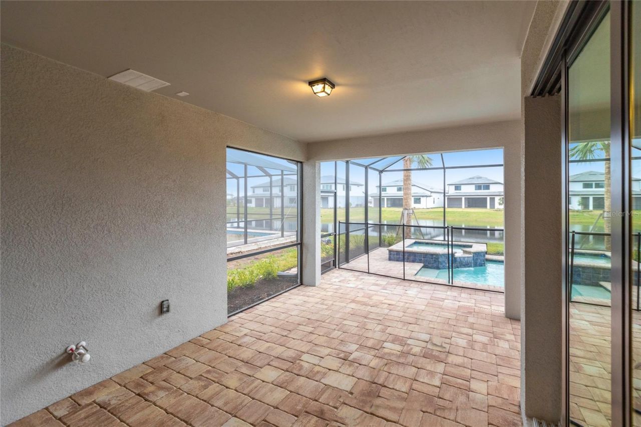 5658 Silverside Pine Court, Bradenton, FL 34211 Photo